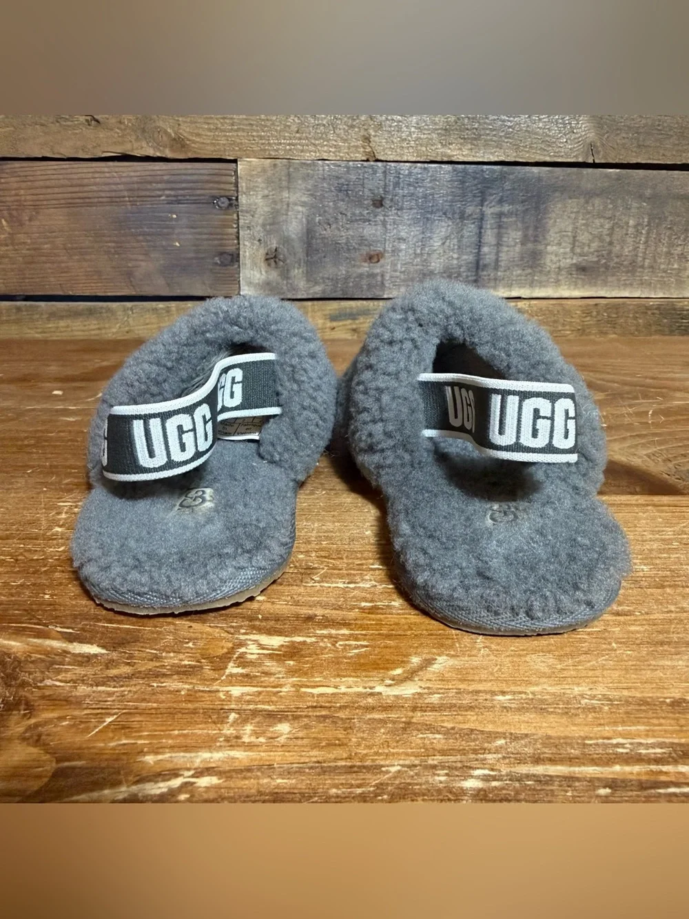 UGG Kids' Fluff Yeah Slide Slipper, Charcoal, 9 M US Toddler